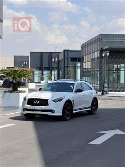 انفنتي QX70